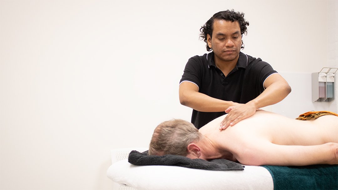 Gentle touch massage service 2